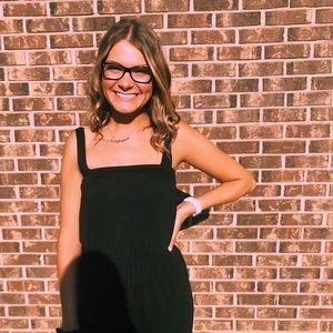 Meet your Posher, Leah